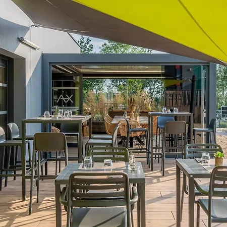 Hotel The Originals City, Ax Hotel, La Châtaigneraie