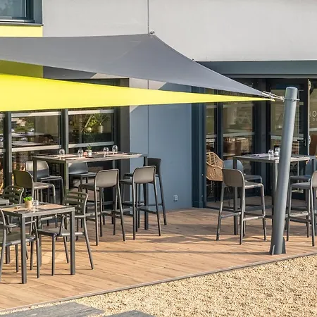 Hotel The Originals City, Ax Hotel, La Châtaigneraie