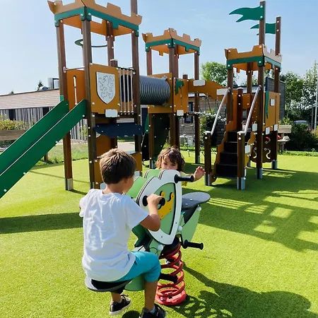 Szálloda The Originals City, Ax Hotel,