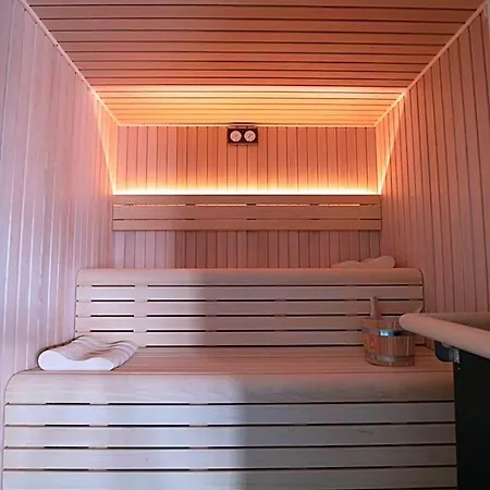 The Originals City, Ax Hotel, 3* La Châtaigneraie