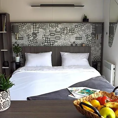 The Originals City, Ax Hotel, Hotel