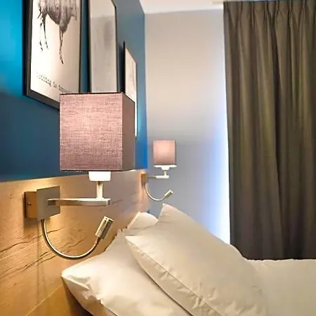 Hotel The Originals City, Ax Hotel, 3*