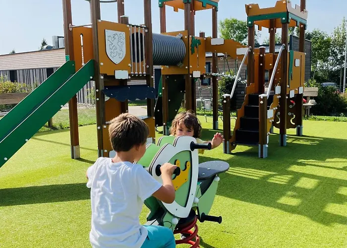 Szálloda The Originals City, Ax Hotel,